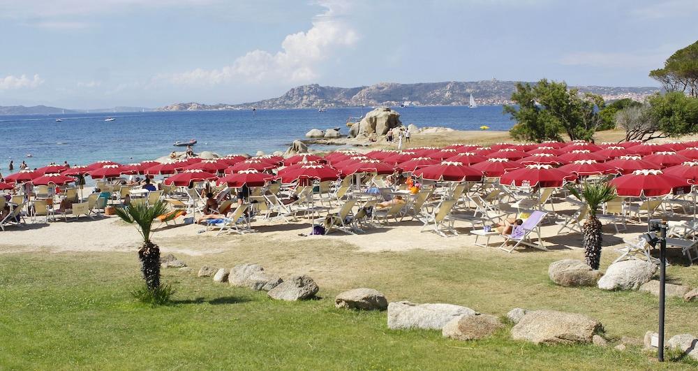 Club Esse Residence Capo D'Orso Palau Eksteriør billede