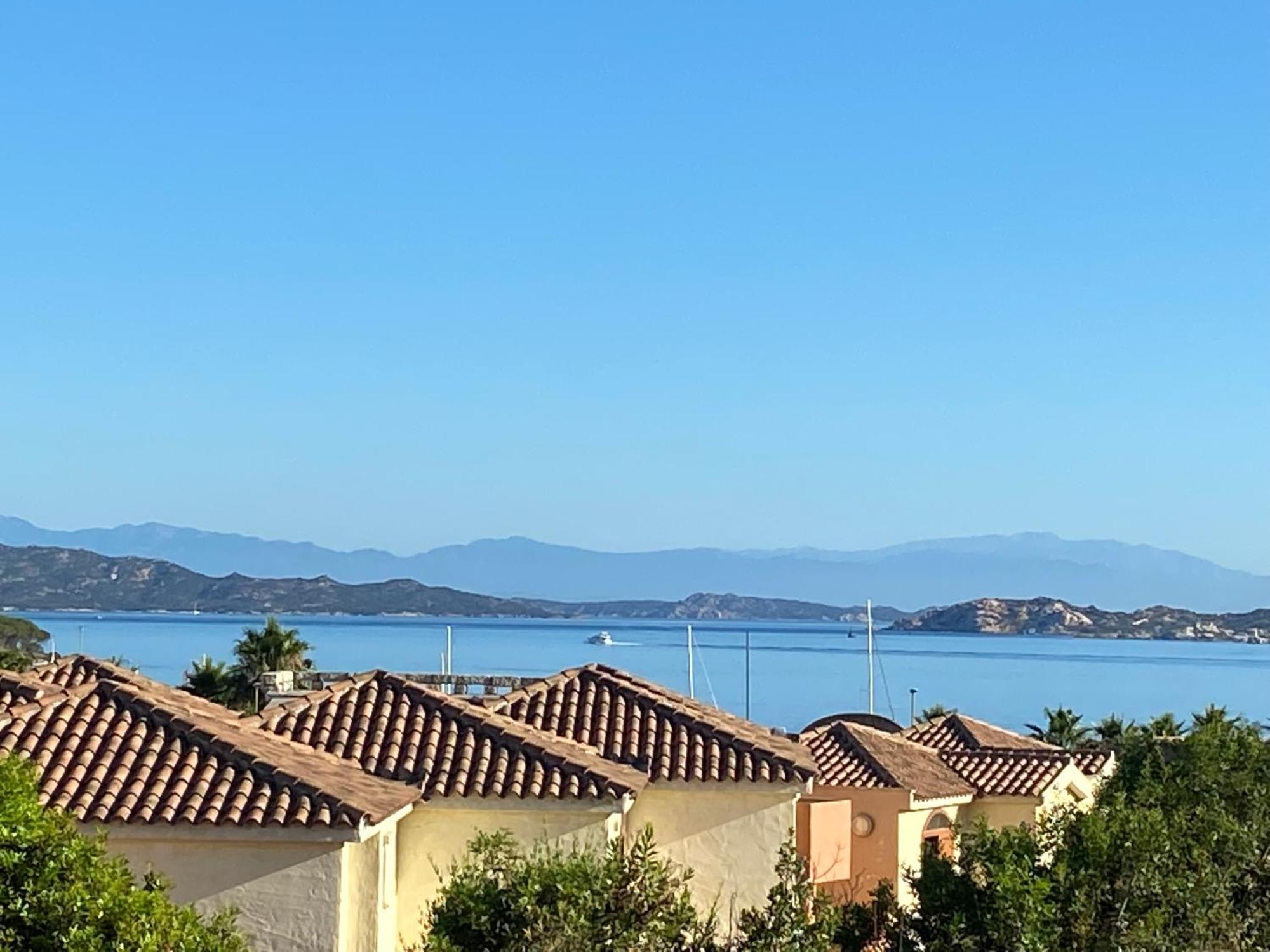 Club Esse Residence Capo D'Orso Palau Eksteriør billede