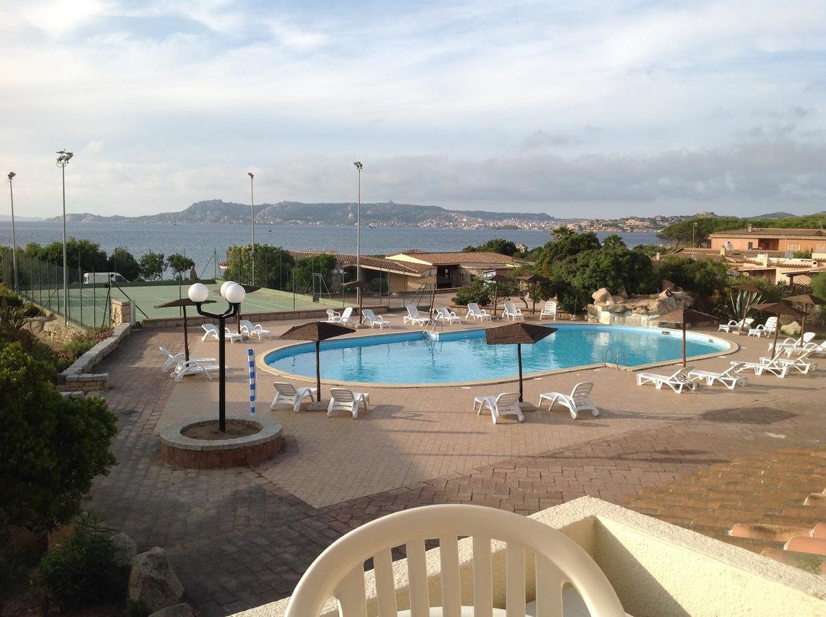 Club Esse Residence Capo D'Orso Palau Eksteriør billede